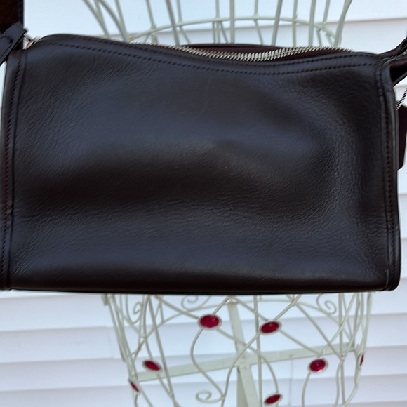 Coach, vintage round leather shoulder bag in excellent condition - Picture 5 of 8